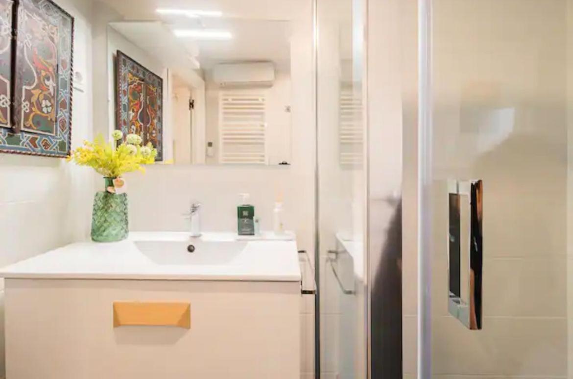 Central Monkey Apartment - Grupo Rh Santander Ngoại thất bức ảnh